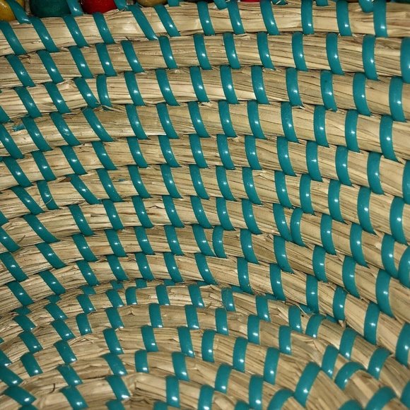 Chips and Salsa Set Used Colorful Woven Melamine - Picture 12 of 16